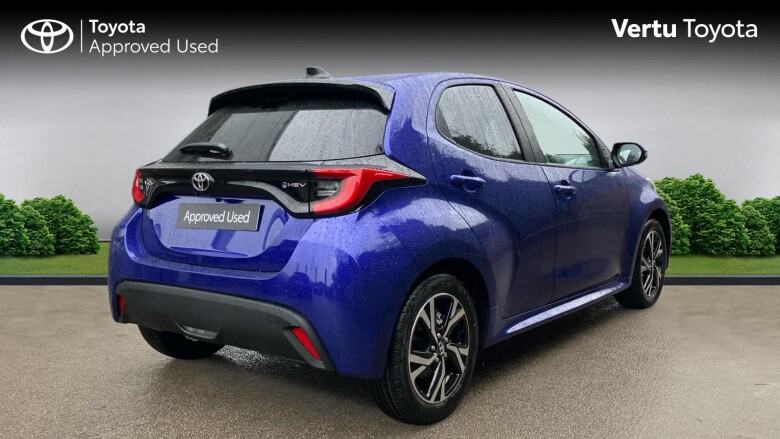 Toyota Yaris 1.5 Hybrid Design 5dr CVT Hybrid Hatchback